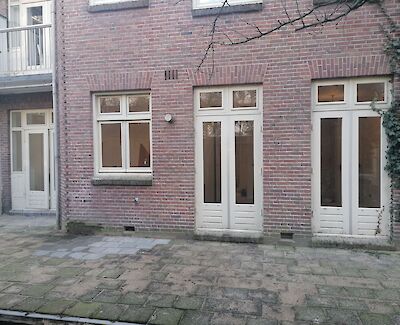 Ramen en deuren woning achterzijde